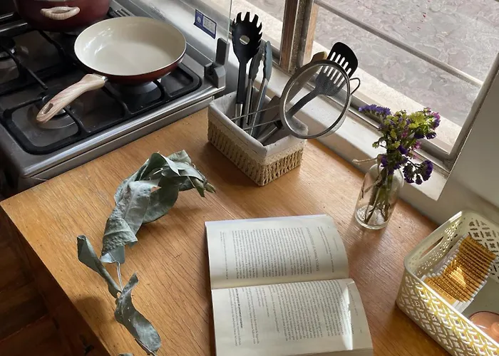 Casa Paqocha - & Garden - Shared Kitchen & Hot Water * ウルバンバ