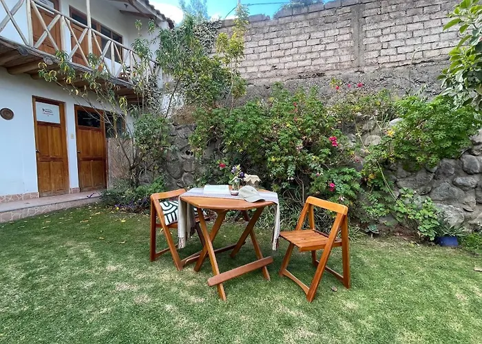 Casa Paqocha - & Garden - Shared Kitchen & Hot Water ホテル ウルバンバ