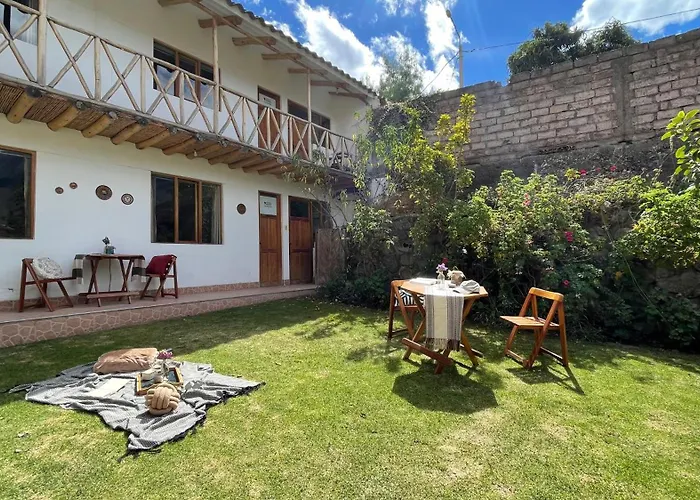 Casa Paqocha - & Garden - Shared Kitchen & Hot Water