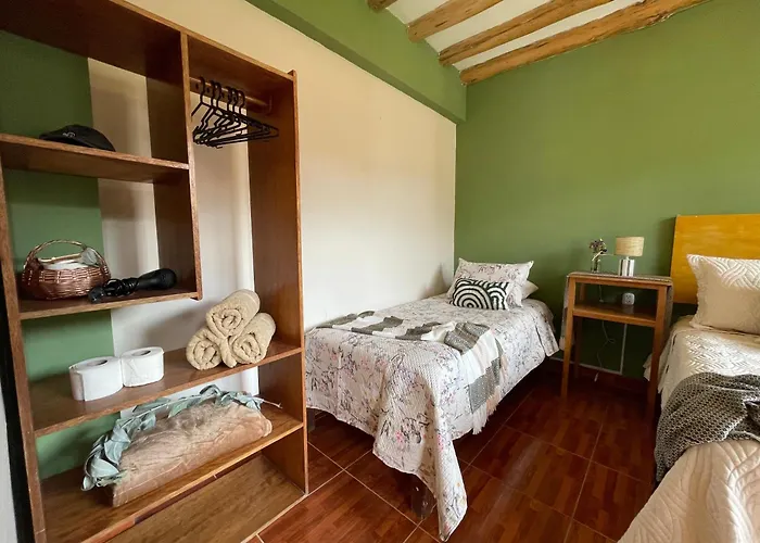ホテル Casa Paqocha - & Garden - Shared Kitchen & Hot Water ウルバンバ